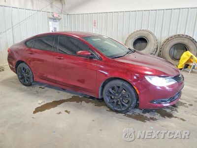 Czwarte zdjęcie samochodu z boku: 2016 CHRYSLER 200 S VIN:1C3CCCBG3GN182004 - miniatura