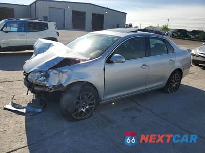 2005 VOLKSWAGEN NEW JETTA 2.5L OPTION PACKAGE 1 3VWSF71K55M606931 - główne zdjęcie licytacji z USA - miniatura