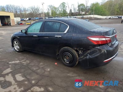 Drugie zdjęcie samochodu z przodu: 2017 HONDA ACCORD LX VIN:1HGCR2F32HA084846 - miniatura