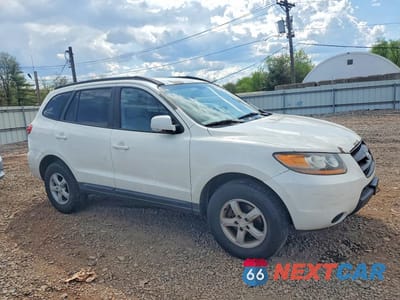 Czwarte zdjęcie samochodu z boku: 2008 HYUNDAI SANTA FE GLS VIN:5NMSG73D68H139587 - miniatura