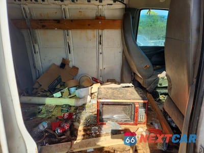 Zdjęcie 11 z 13 samochodu: 2014 CHEVROLET EXPRESS G2500 VIN:1GCWGFBA8E1214038 - miniatura