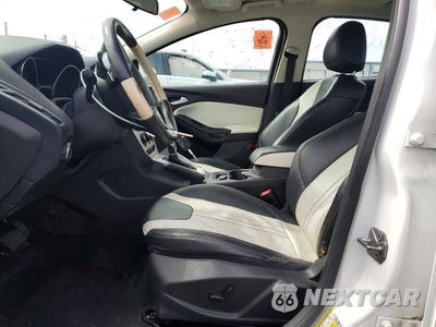 Zdjęcie 7 z 12 samochodu: 2014 FORD FOCUS SE VIN:1FADP3F2XEL241101 - miniatura