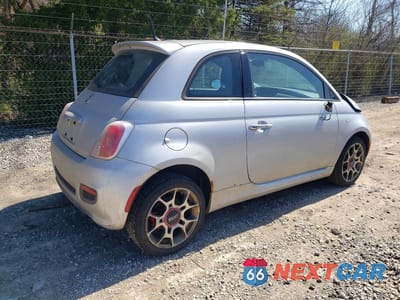 Trzecie zdjęcie samochodu z tyłu: 2014 FIAT 500 SPORT VIN:3C3CFFBRXET194738 - miniatura