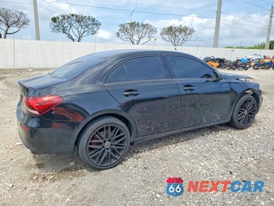 Trzecie zdjęcie samochodu z tyłu: 2019 MERCEDES-BENZ A 220 VIN:WDD3G4EB9KW028363 - miniatura