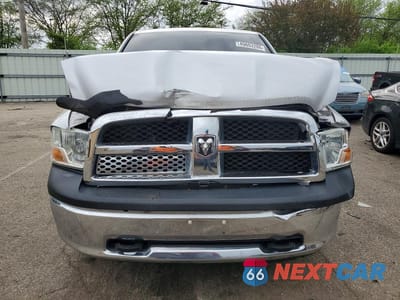 Piąte zdjęcie samochodu w środku: 2011 DODGE RAM 1500 VIN:1D7RB1GT6BS522006 - miniatura