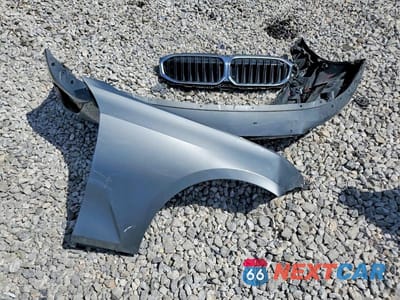 Zdjęcie 12 z 13 samochodu: 2023 BMW 330XI VIN:3MW89FF04P8D54555 - miniatura