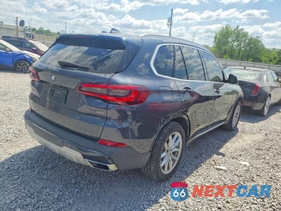 Trzecie zdjęcie samochodu z tyłu: 2020 BMW X5 SDRIVE 40I VIN:5UXCR4C07L9D49356 - miniatura