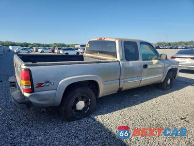 Czwarte zdjęcie samochodu z boku: 2007 GMC NEW SIERRA K1500 CLASSIC VIN:1GTEK19B17E171993 - miniatura
