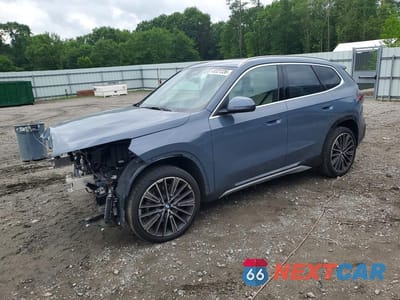 2025 BMW X1 XDRIVE28I WBX73EF07S5158418 - główne zdjęcie licytacji z USA - miniatura
