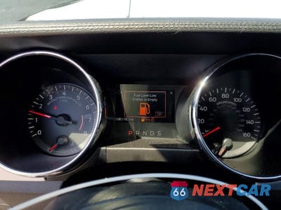 Zdjęcie 9 z 11 samochodu: 2017 FORD MUSTANG VIN:1FATP8UH6H5204233 - miniatura