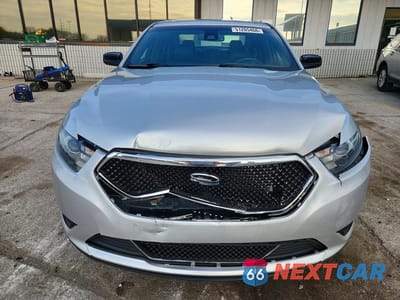 Piąte zdjęcie samochodu w środku: 2014 FORD TAURUS SHO VIN:1FAHP2KT3EG121322 - miniatura