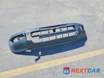 Zdjęcie 13 z 14 samochodu: 1999 TOYOTA RAV4 VIN:JT3HP10V2X7128567 - miniatura