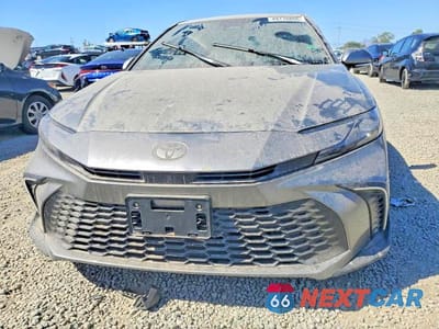 Piąte zdjęcie samochodu w środku: 2025 TOYOTA CAMRY SE VIN:4T1DAACKXSU551299 - miniatura