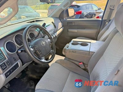 Piąte zdjęcie samochodu w środku: 2012 TOYOTA TUNDRA DOUBLE CAB SR5 VIN:5TFUM5F11CX032440 - miniatura