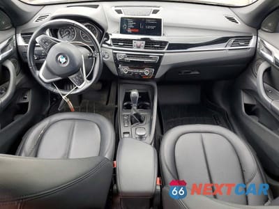 Zdjęcie 8 z 12 samochodu: 2017 BMW X1 XDRIVE28I VIN:WBXHT3C3XH5F70822 - miniatura