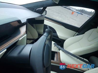 Zdjęcie 9 z 14 samochodu: 2025 TESLA MODEL X VIN:7SAXCDE55SF469965 - miniatura