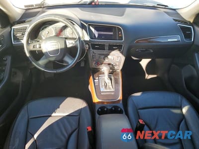 Zdjęcie 8 z 13 samochodu: 2010 AUDI Q5 PREMIUM PLUS VIN:WA1LKAFP2AA044377 - miniatura