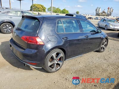 Trzecie zdjęcie samochodu z tyłu: 2015 VOLKSWAGEN GTI VIN:3VW5T7AU8FM010219 - miniatura