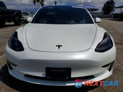 Piąte zdjęcie samochodu w środku: 2023 TESLA MODEL 3 VIN:5YJ3E1EA0PF548923 - miniatura