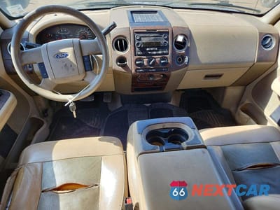 Zdjęcie 8 z 12 samochodu: 2006 FORD F150 SUPERCREW VIN:1FTRW12W06FB01283 - miniatura