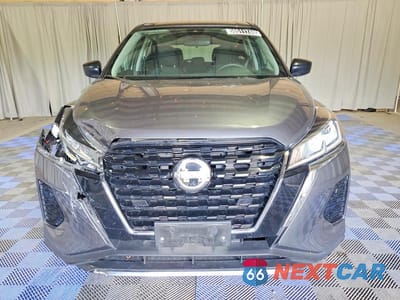 Piąte zdjęcie samochodu w środku: 2024 NISSAN KICKS S VIN:3N1CP5BV2RL559633 - miniatura