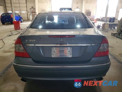 Zdjęcie 6 z 11 samochodu: 2007 MERCEDES-BENZ E 350 VIN:WDBUF56X27B121840 - miniatura