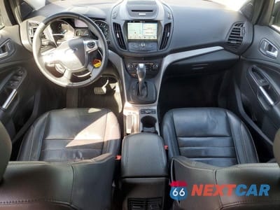 Zdjęcie 8 z 13 samochodu: 2016 FORD ESCAPE SE VIN:1FMCU9G99GUC00433 - miniatura