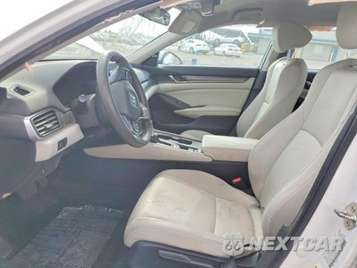 Zdjęcie 7 z 13 samochodu: 2019 HONDA ACCORD LX VIN:1HGCV1F11KA028215 - miniatura