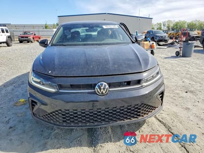 Piąte zdjęcie samochodu w środku: 2025 VOLKSWAGEN JETTA SPORT VIN:3VWBX7BU5SM038026 - miniatura