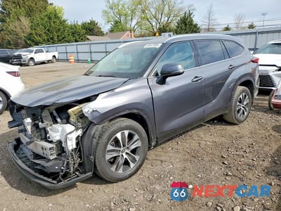 2021 TOYOTA HIGHLANDER XLE 5TDGZRBH6MS069161 - główne zdjęcie licytacji z USA - miniatura