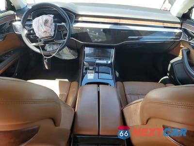 Zdjęcie 8 z 12 samochodu: 2019 AUDI A8 L VIN:WAU8DAF85KN017664 - miniatura