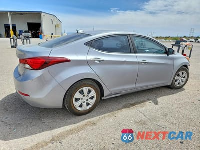 Trzecie zdjęcie samochodu z tyłu: 2016 HYUNDAI ELANTRA SE VIN:5NPDH4AE5GH751037 - miniatura