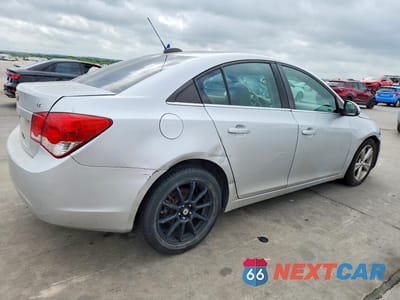 Trzecie zdjęcie samochodu z tyłu: 2015 CHEVROLET CRUZE LT VIN:1G1PE5SB1F7183381 - miniatura