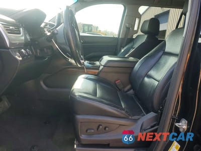 Zdjęcie 7 z 13 samochodu: 2018 CHEVROLET SUBURBAN K1500 LT VIN:1GNSKHKC3JR116645 - miniatura