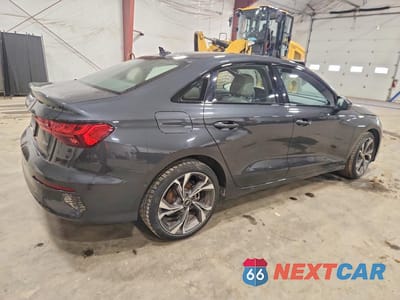 Trzecie zdjęcie samochodu z tyłu: 2023 AUDI A3 PREMIUM PLUS VIN:WAUHUDGY2PA068652 - miniatura