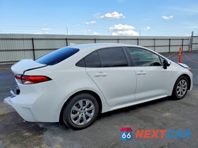 Trzecie zdjęcie samochodu z tyłu: 2024 TOYOTA COROLLA LE VIN:5YFB4MDE0RP224043 - miniatura