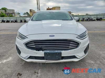 Piąte zdjęcie samochodu w środku: 2020 FORD FUSION SEL VIN:3FA6P0CDXLR151328 - miniatura