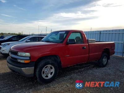 2000 CHEVROLET SILVERADO K1500 1GCEK14T4YE306322 - główne zdjęcie licytacji z USA - miniatura