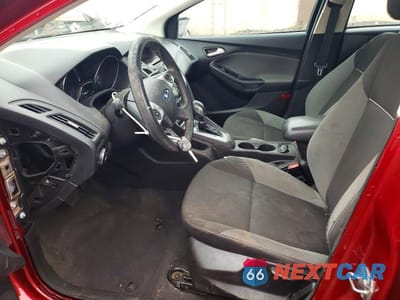 Zdjęcie 7 z 12 samochodu: 2014 FORD FOCUS SE VIN:1FADP3F22EL434410 - miniatura