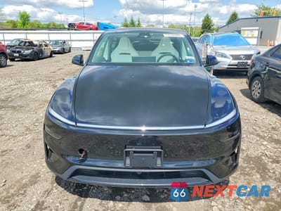 Piąte zdjęcie samochodu w środku: 2026 TESLA MODEL Y VIN:7SAYGDET9TA629092 - miniatura