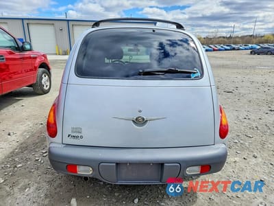 Zdjęcie 6 z 13 samochodu: 2002 CHRYSLER PT CRUISER LIMITED VIN:3C8FY68B52T228267 - miniatura