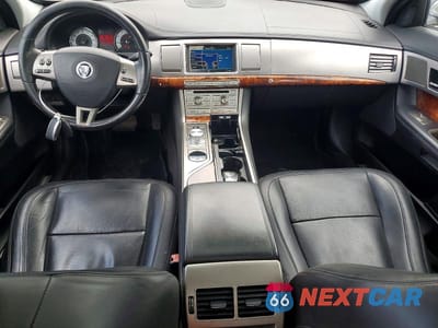Zdjęcie 8 z 12 samochodu: 2011 JAGUAR XF PREMIUM VIN:SAJWA0GB3BLS19102 - miniatura