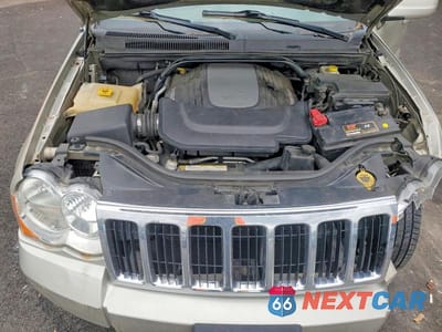 Zdjęcie 11 z 12 samochodu: 2008 JEEP GRAND CHEROKEE LIMITED VIN:1J8HR58258C244662 - miniatura