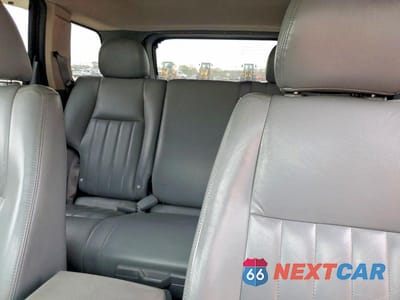 Zdjęcie 10 z 13 samochodu: 2006 JEEP GRAND CHEROKEE LAREDO VIN:1J4HR48N06C212771 - miniatura