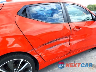Zdjęcie 10 z 12 samochodu: 2020 HYUNDAI VELOSTER 2.0L PREMIUM VIN:KMHTG6AF9LU029777 - miniatura