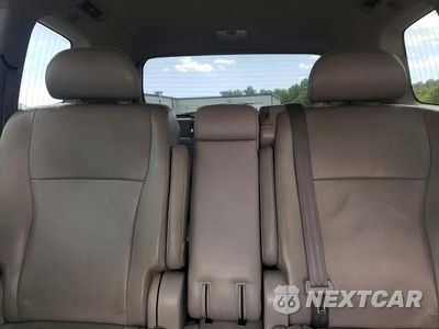 Zdjęcie 10 z 13 samochodu: 2011 TOYOTA HIGHLANDER LIMITED VIN:5TDDK3EH0BS069038 - miniatura