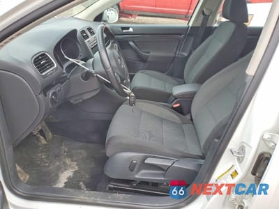Zdjęcie 7 z 12 samochodu: 2014 VOLKSWAGEN JETTA S VIN:3VWPP7AJ6EM622047 - miniatura