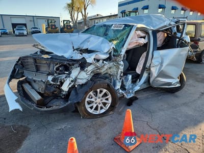 2020 CHEVROLET EQUINOX LT 2GNAXKEV1L6225160 - główne zdjęcie licytacji z USA - miniatura