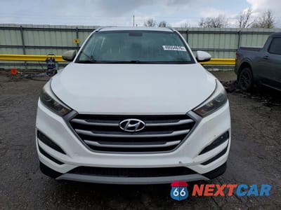 Piąte zdjęcie samochodu w środku: 2017 HYUNDAI TUCSON ECO VIN:KM8J3CA21HU322501 - miniatura