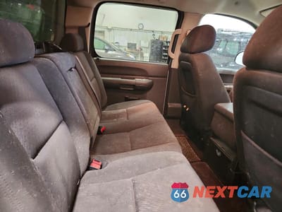 Zdjęcie 11 z 13 samochodu: 2010 CHEVROLET SILVERADO K1500 LT VIN:3GCRKSE3XAG191181 - miniatura